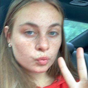 Meet your Posher, Bailey